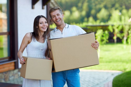Local packing service with boxes for a Putney flat or office